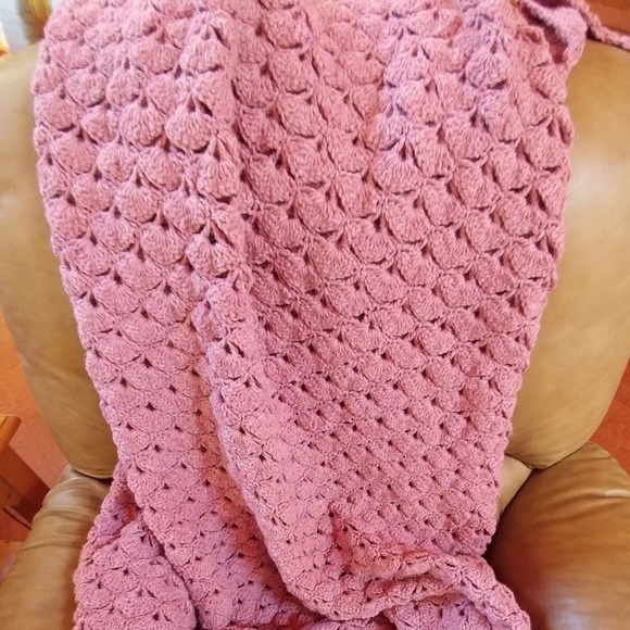 Hand Crocheted Blanket - Picture 1 of 1